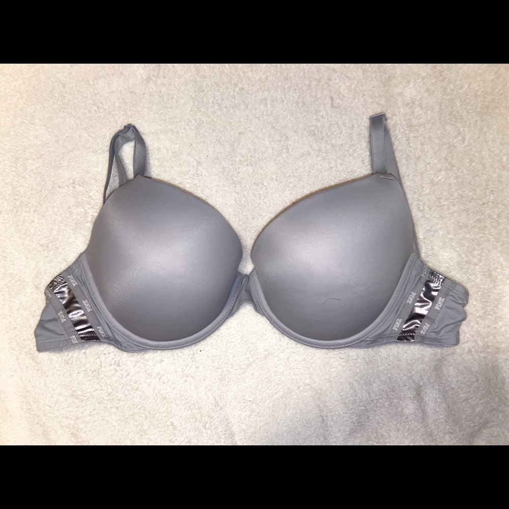 🌷 4/20 Pink Victoria secret bra